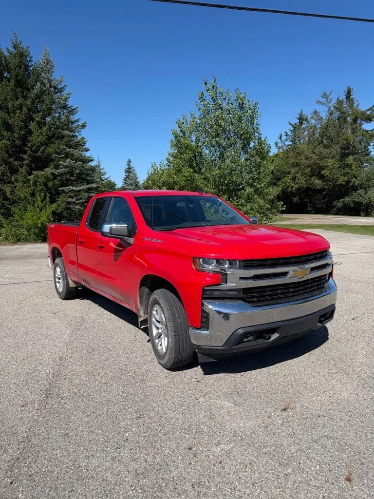Used 2019 RED HOT Chevrolet LT image 2