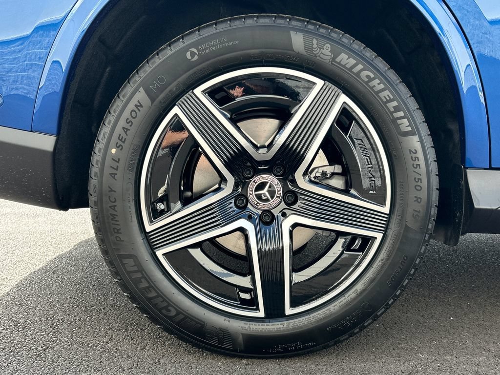 New 2027 Starling Blue Metallic Mercedes-Benz GLC 300 image 70