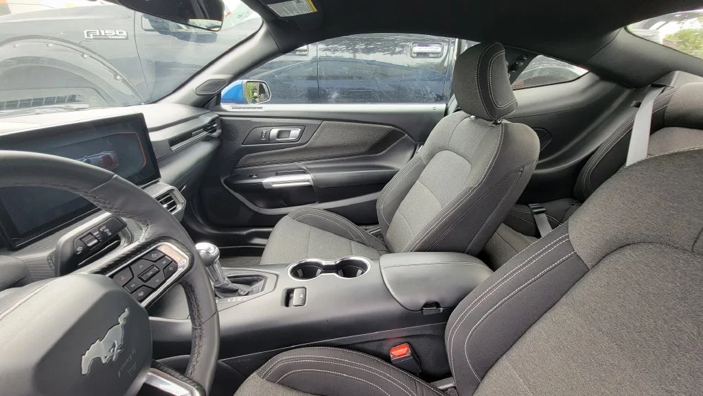 Used 2024 Blue Ford EcoBoost image 9