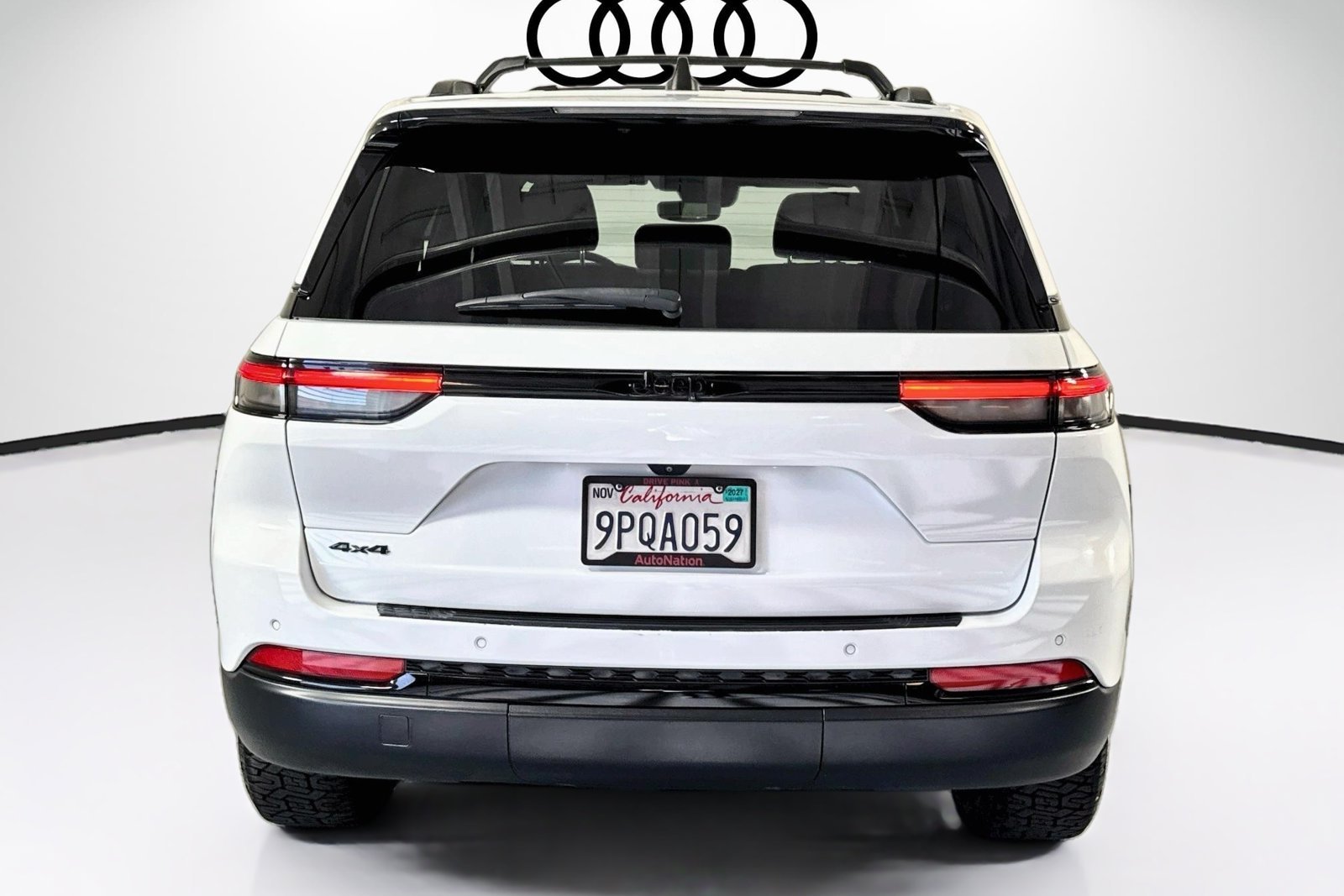 Used 2023 Bright White Clearcoat Jeep Altitude image 6