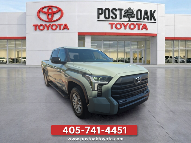 Used 2025  Toyota SR5 image 9