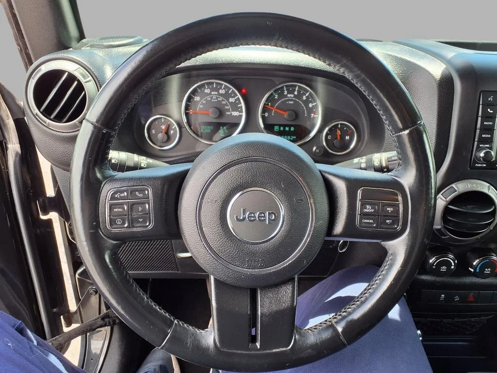 Certified Used 2017 Black Jeep Unlimited Sport image 15