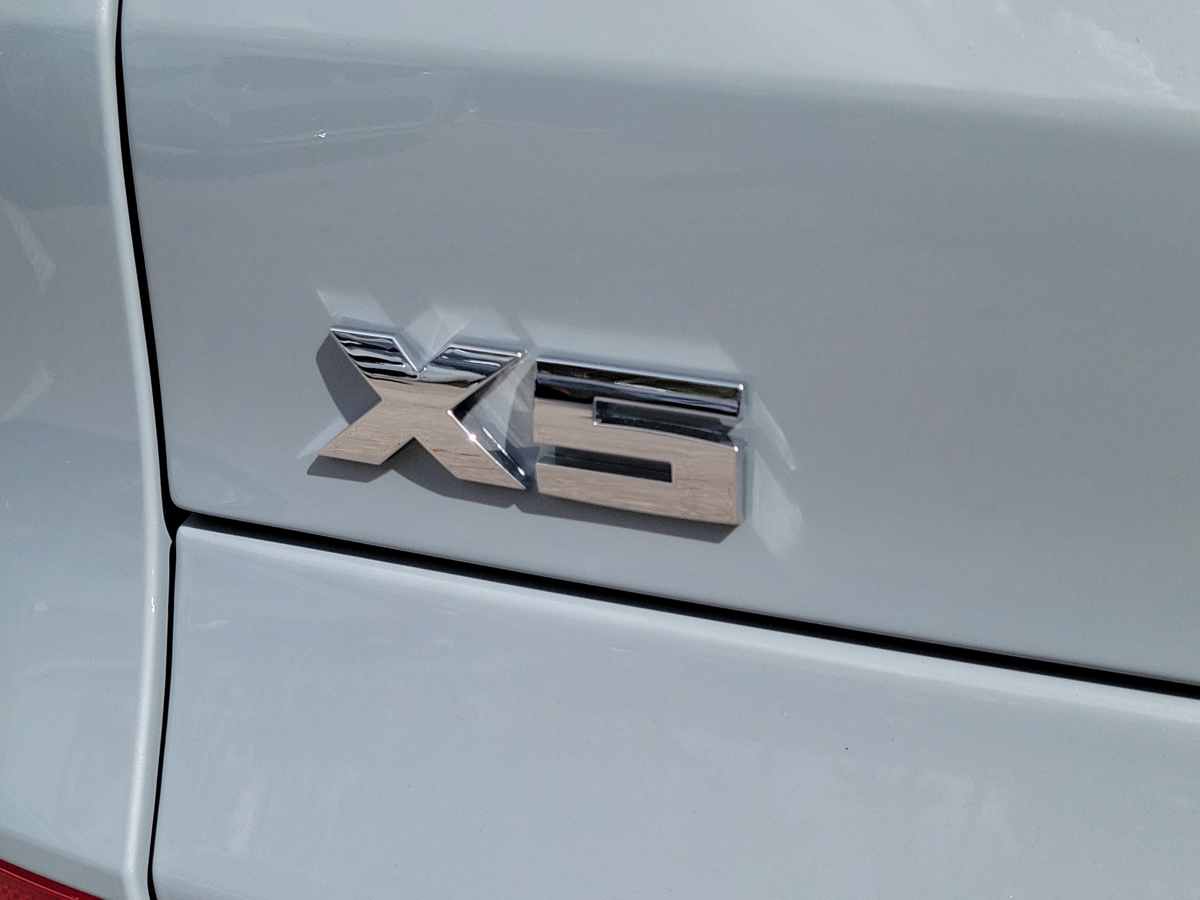 New 2026 Brooklyn Grey Metallic BMW M60i image 6