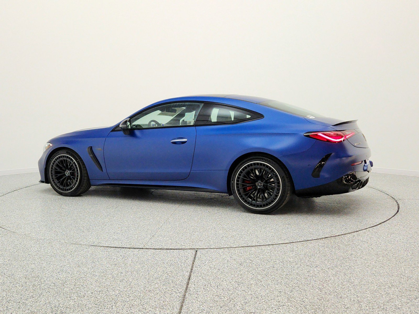 New 2026 MANUFAKTUR Starling Blue Magno Mercedes-Benz AMG® CLE 53 4MATIC+ Coupe image 38