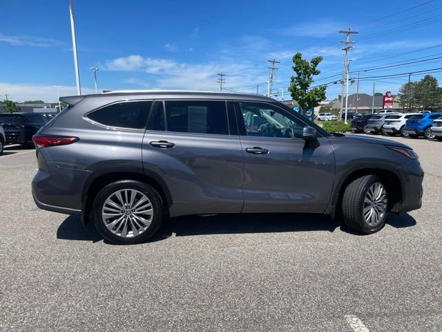 Used 2022 Gray Toyota Platinum image 8