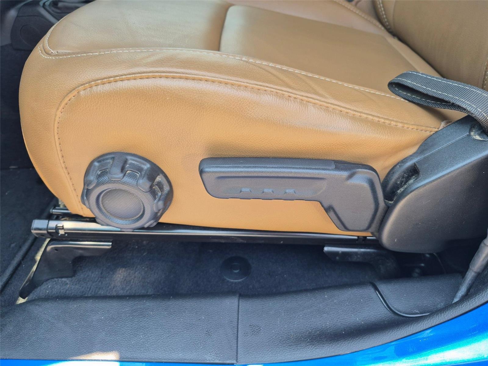 Used 2021 Hydro Blue Pearlcoat Jeep Unlimited Rubicon image 14