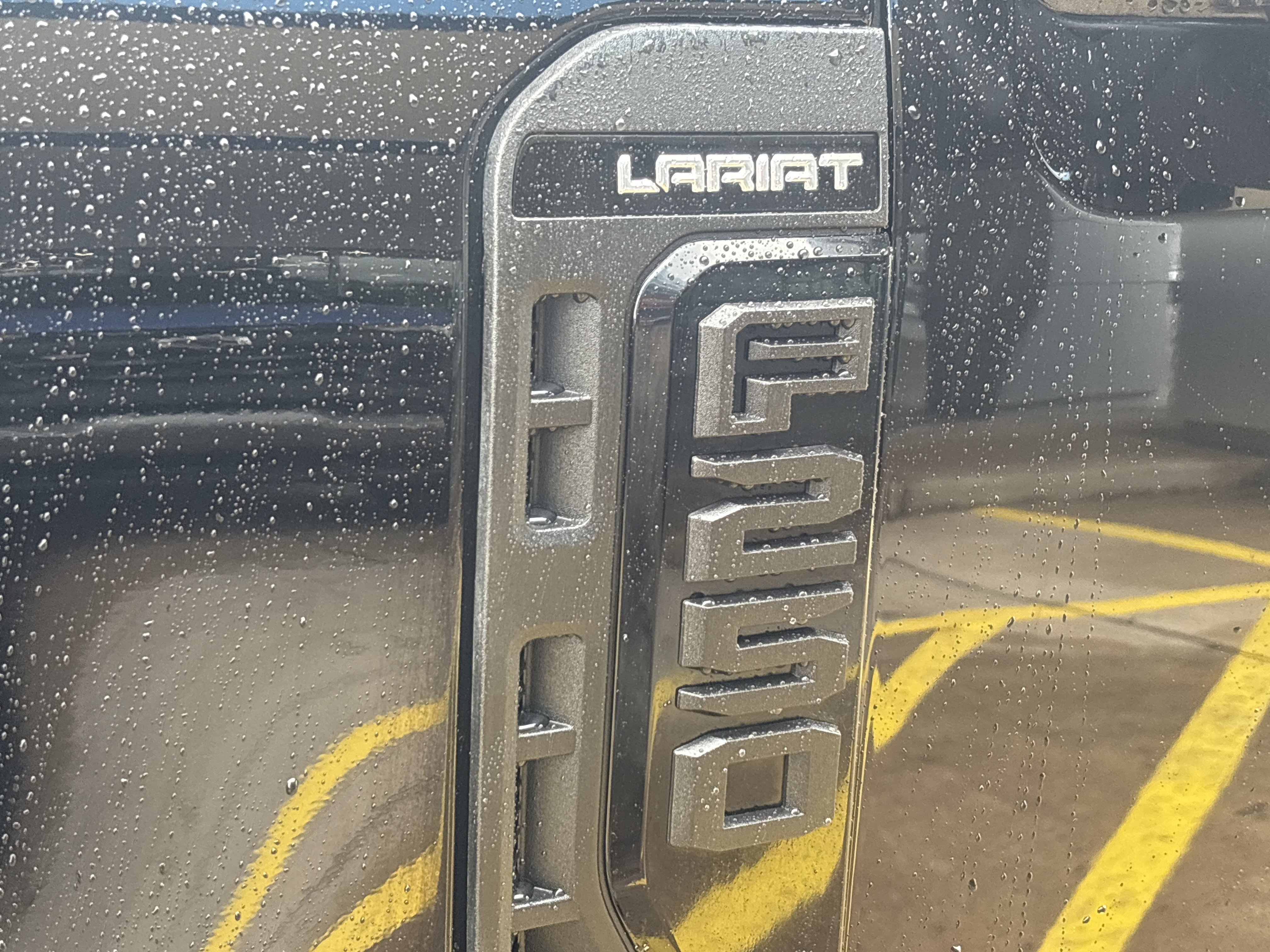 Used 2023  Ford XL image 15