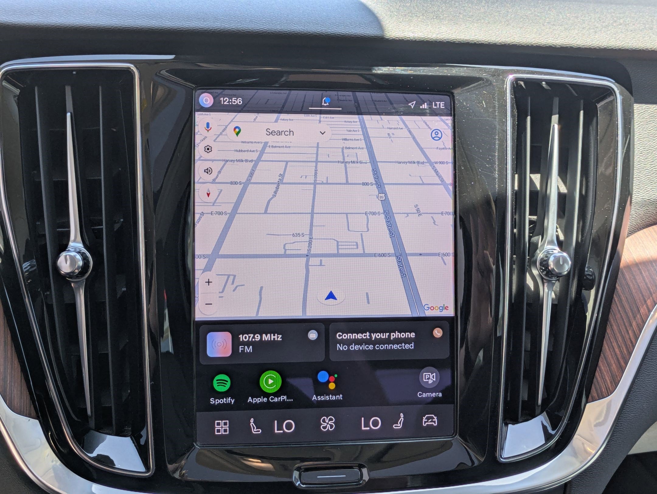 Used 2024 Blue Volvo Plus Dark Theme image 21