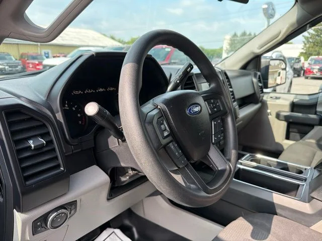 Used 2018 Red Ford XL image 17