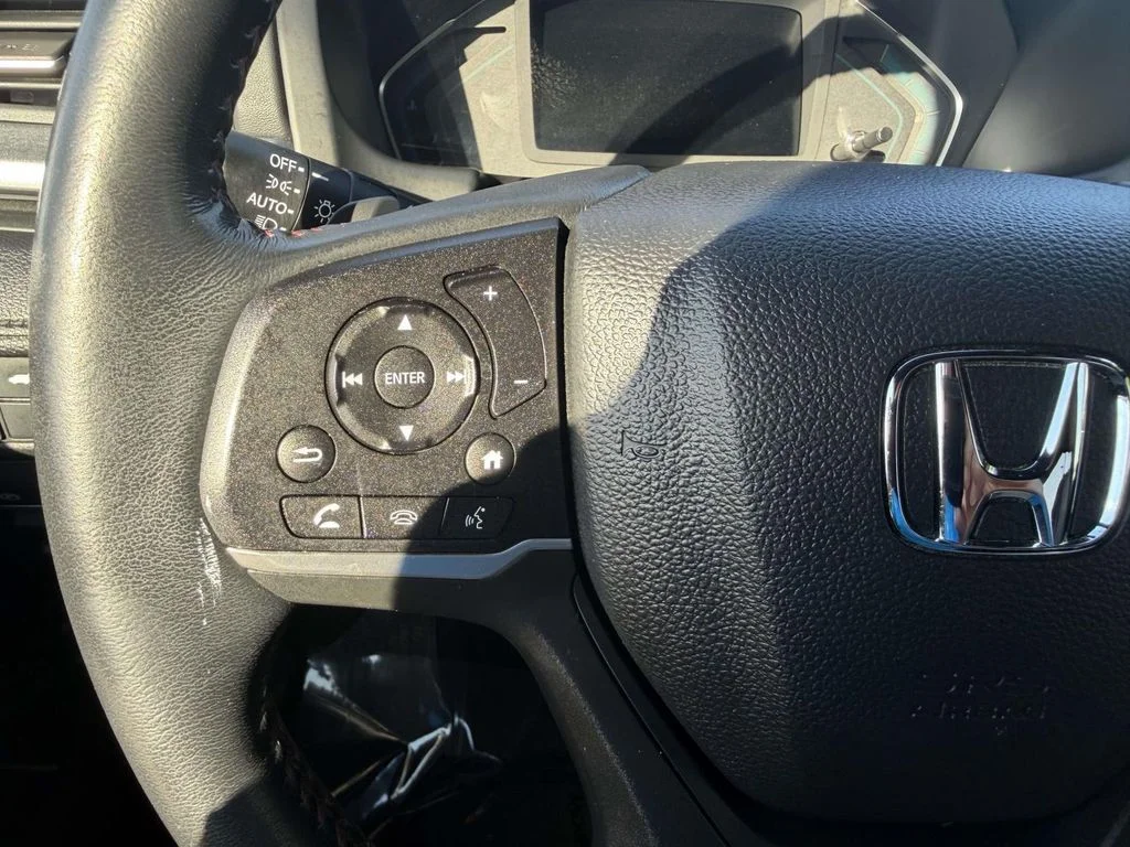 Used 2023  Honda Sport image 16