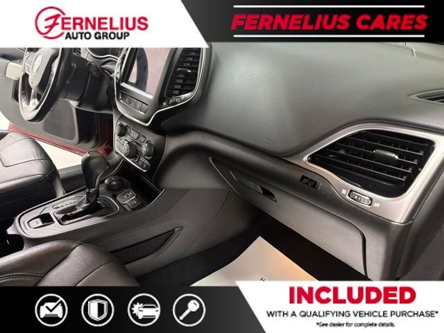 Used 2021 Red Jeep Latitude Lux image 32