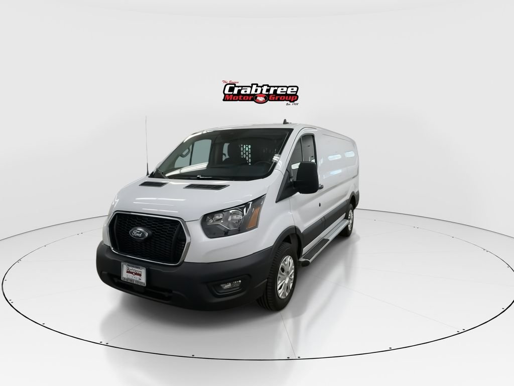 Used 2025 White Ford Base image 4