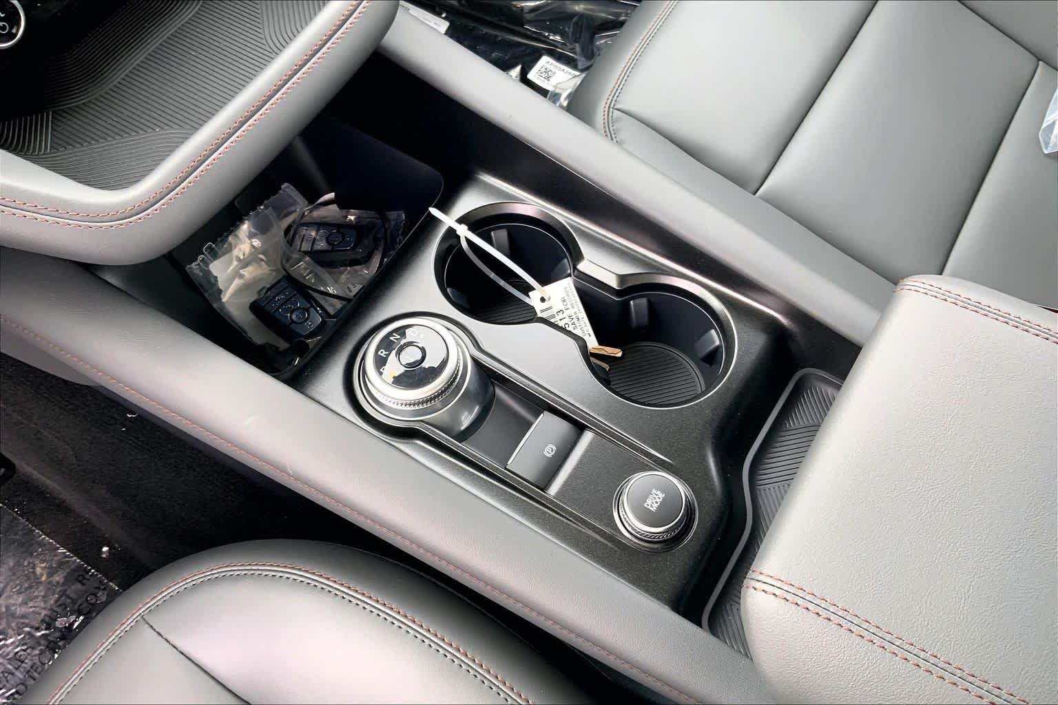 New 2026 Agate Black Metallic Ford Active image 5