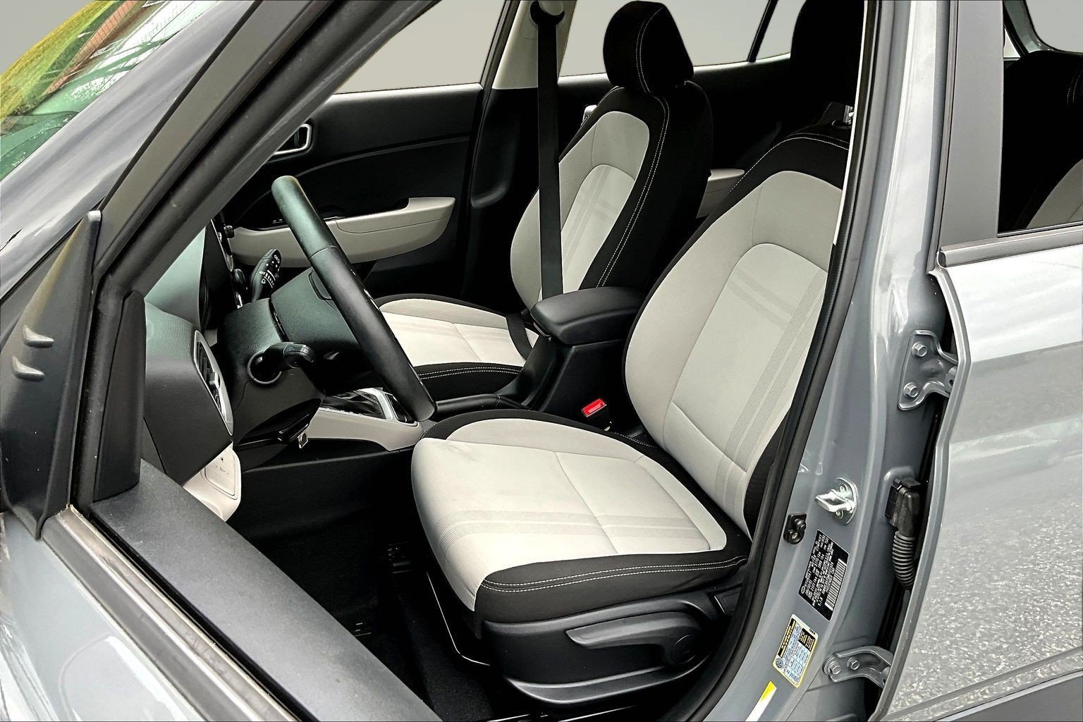 Used 2021 Gray Hyundai SEL image 19