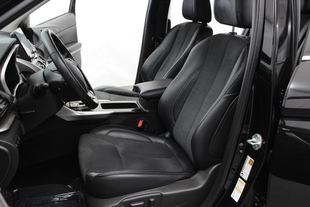Used 2024  Mitsubishi SEL image 18