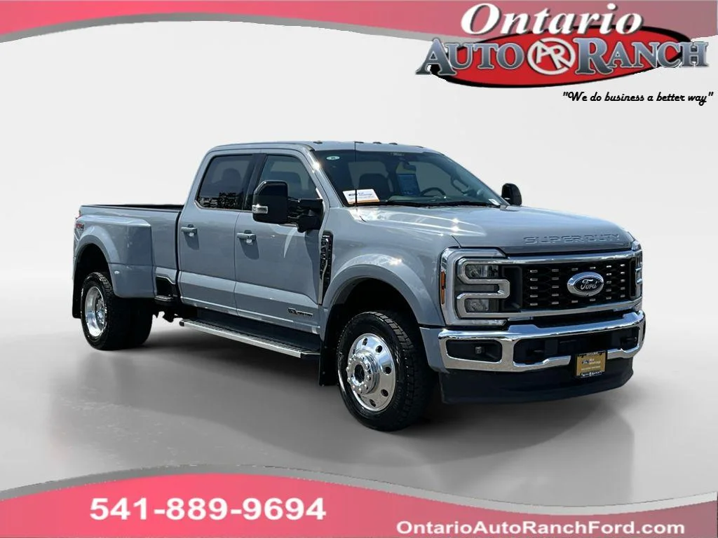 2025 Ford F-450 Lariat 4x4 Crew Cab 8' Box DRW's photo