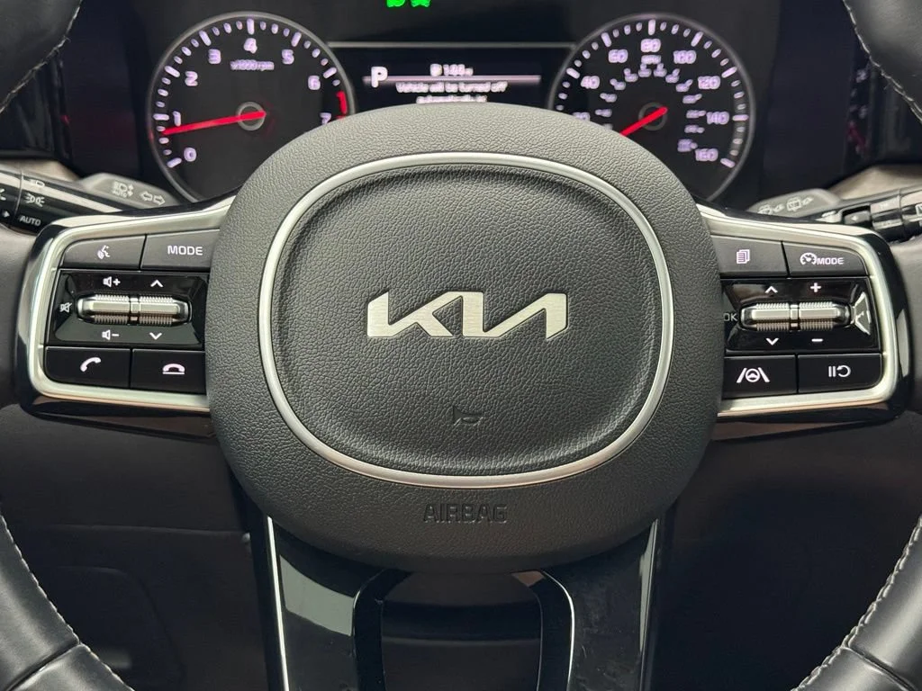 Used 2022  Kia X-Line S image 19