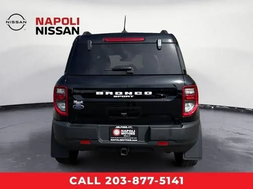 Used 2022 Black Ford Badlands image 4