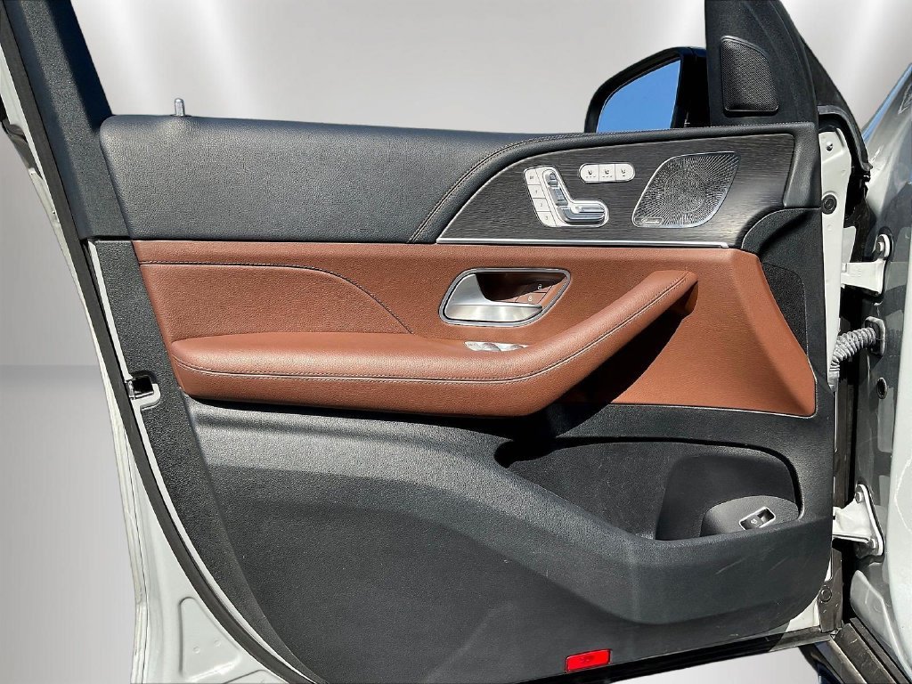 Certified Used 2024 MANUFAKTUR Alpine Gray Mercedes-Benz GLS 450 image 22