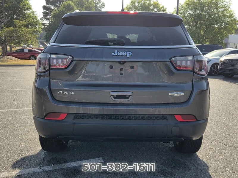 Used 2024 Baltic Gray Metallic Clearcoat JEEP LATITUDE 4X4 image 4