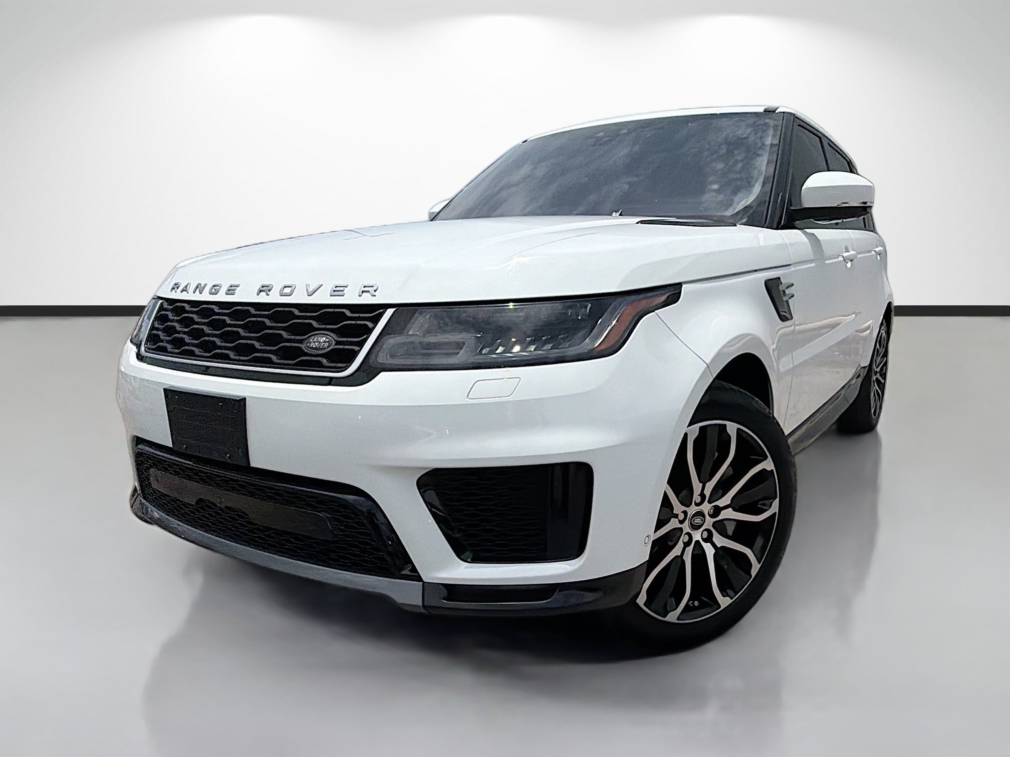 Used 2019 Fuji White Land Rover HSE image 1