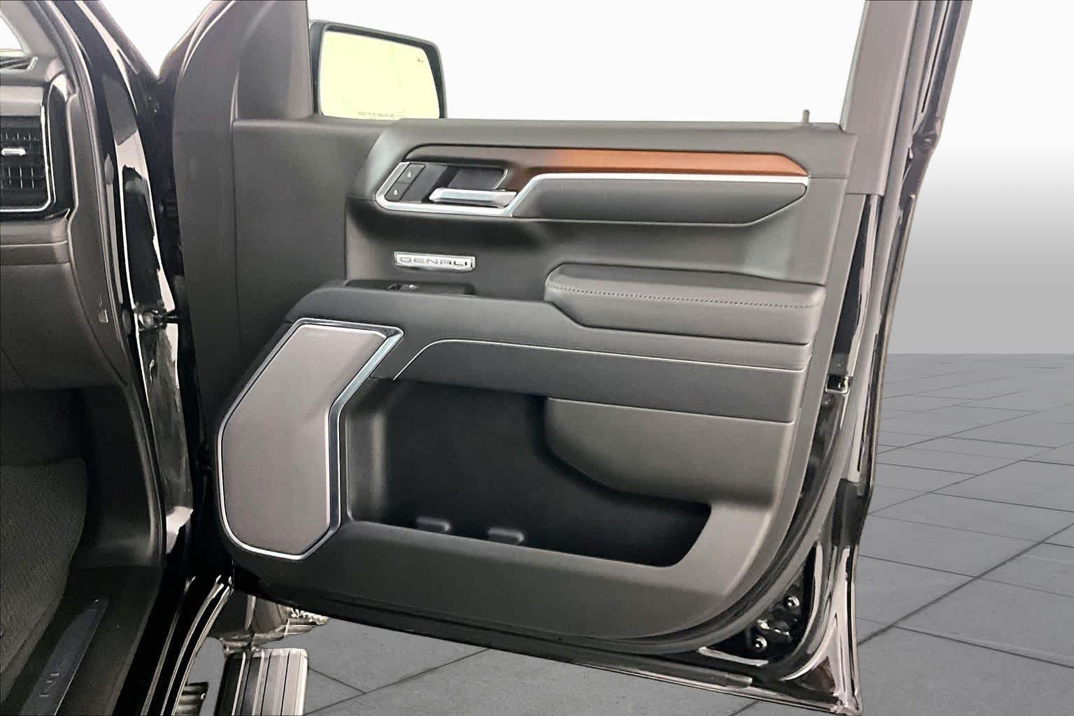 Certified Used 2025 Onyx Black GMC Denali image 22