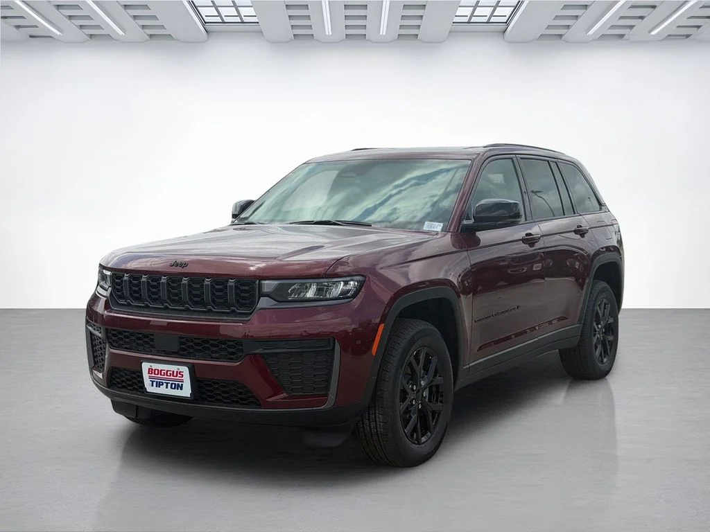 New 2026 Velvet Red Pearl-Coat Exterior Paint Jeep Altitude image 7
