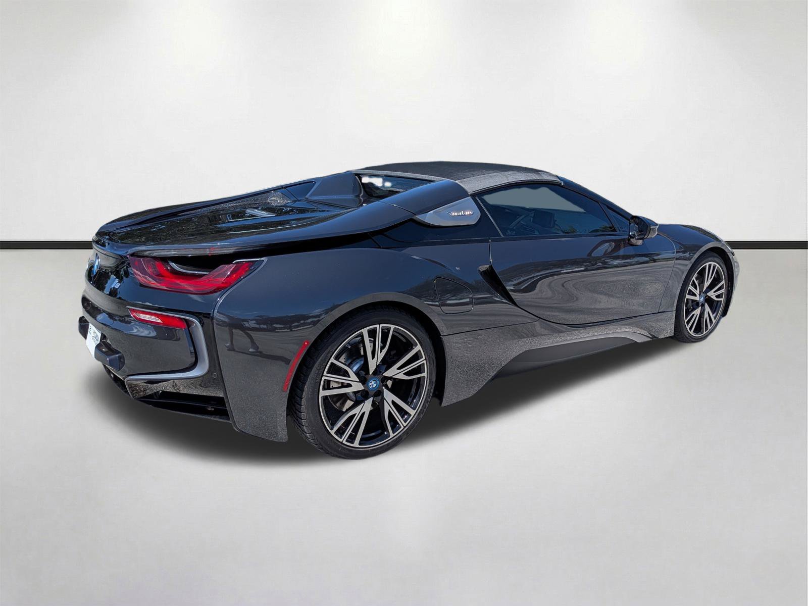 Used 2019 Sophisto Gray Metallic w/Frozen Gray Accent BMW Base image 4