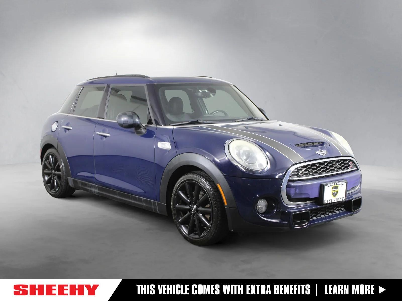 Used 2015 Blue MINI Base image 1