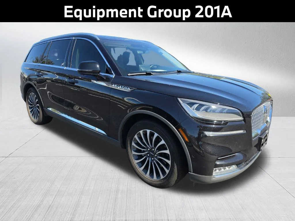 Used 2020 Black Lincoln Reserve image 4