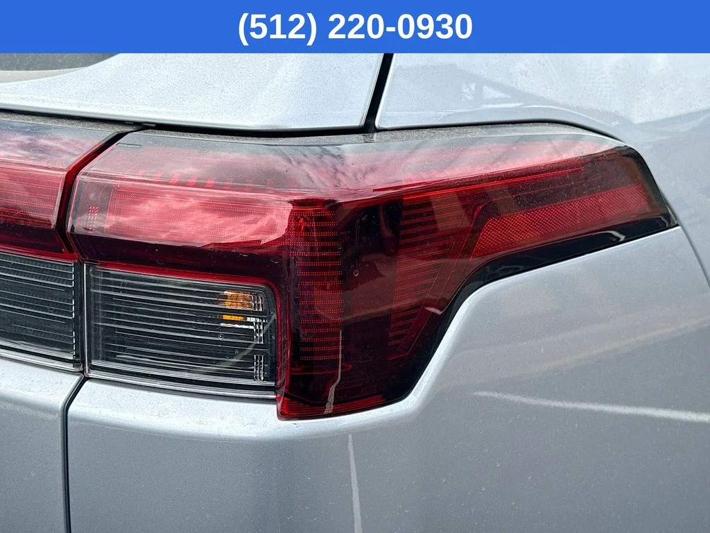 New 2026 ICE SILVER METALLIC Subaru Touring image 35