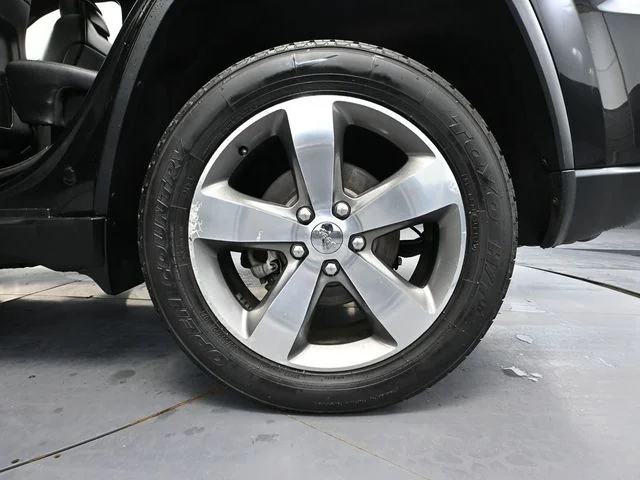 Used 2014 Black Jeep Limited image 14