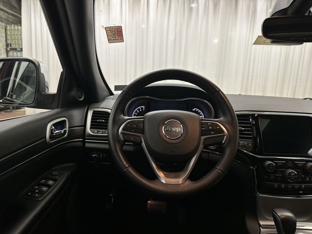 Used 2022 Red Jeep Limited image 15