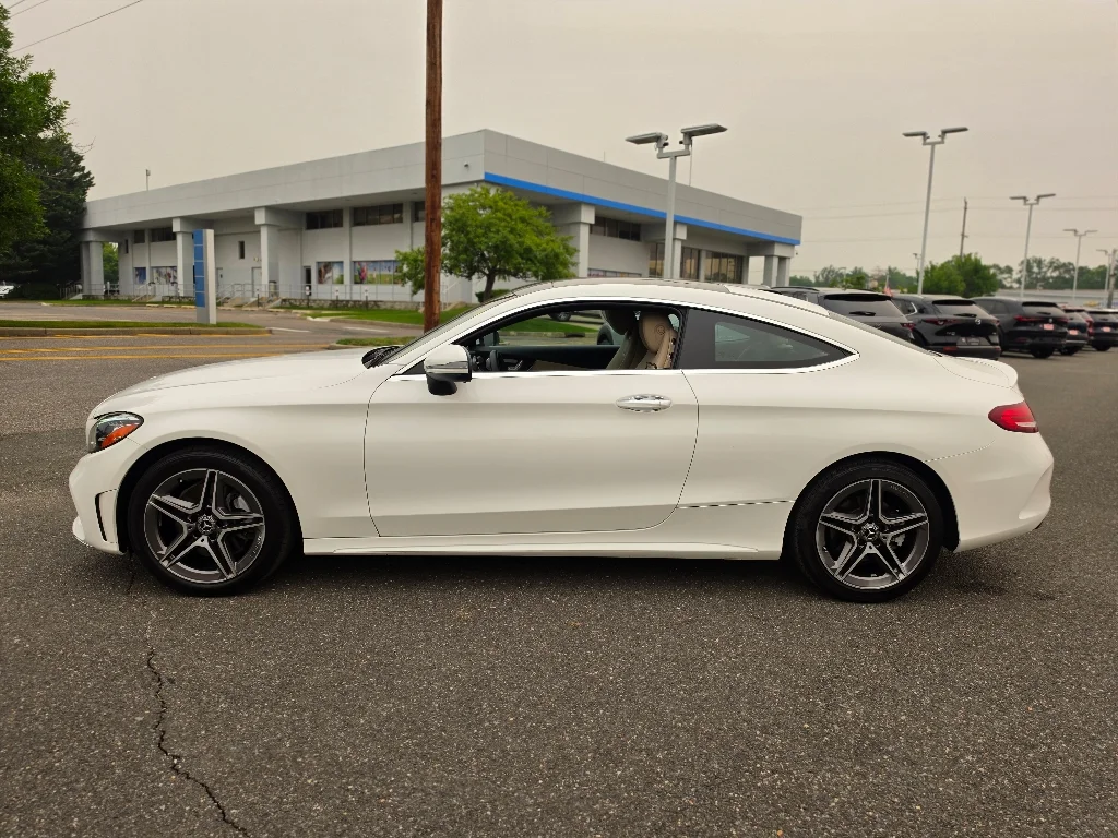 Used 2021 White Mercedes-Benz C 300 image 19