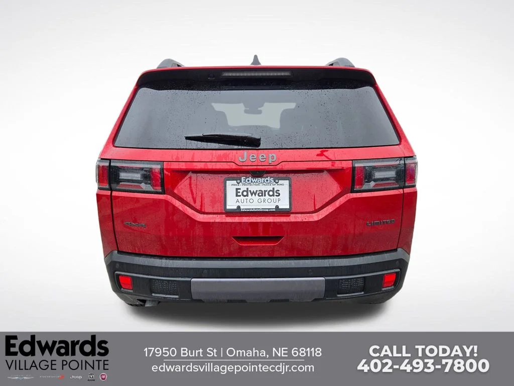 New 2026 Red Hot Pearl-Coat Exterior Paint Jeep Limited image 4