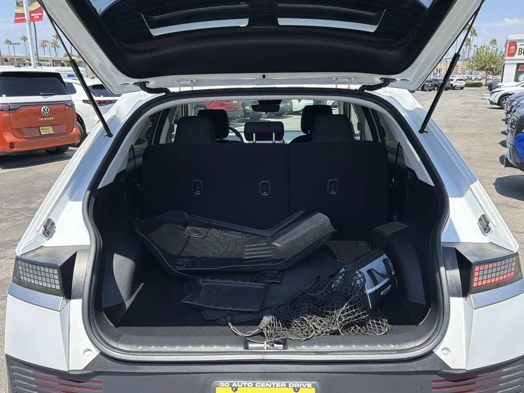 Used 2024 ATLAS WHITE Hyundai SE Standard Range image 27