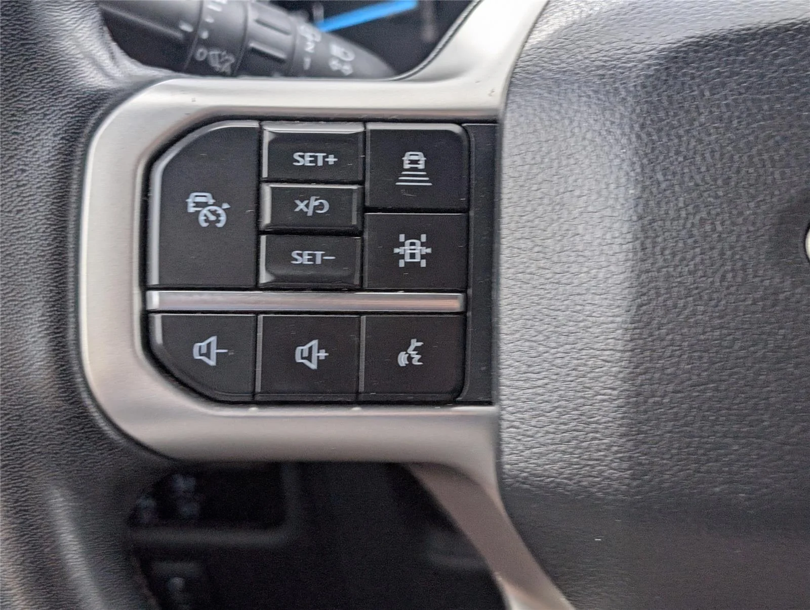 Used 2024 Oxford White Ford Limited image 22