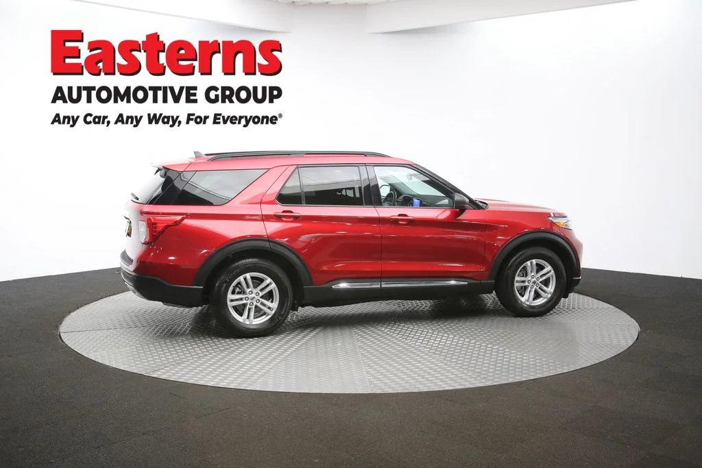 Used 2023 Red Ford XLT image 44