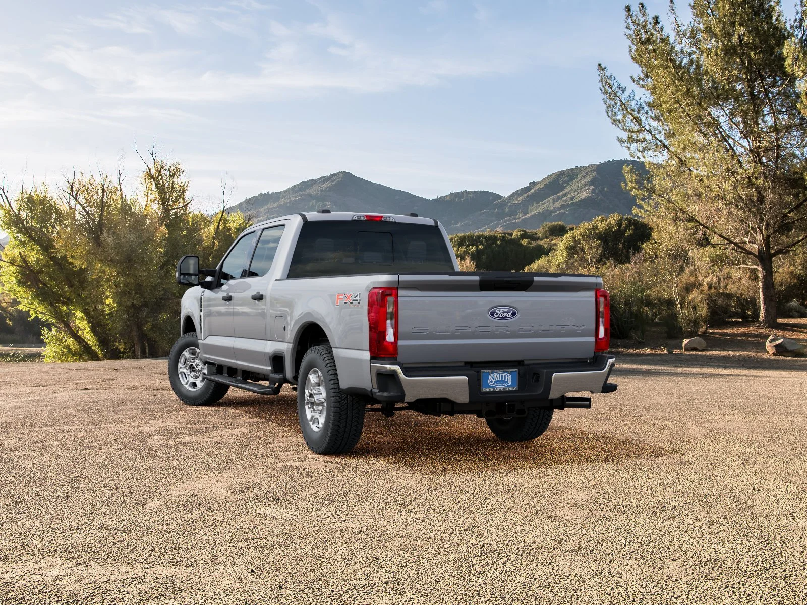 New 2027 Iconic Silver Metallic Ford F-250® XLT image 31