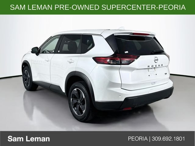 Used 2024 White Nissan SV image 5