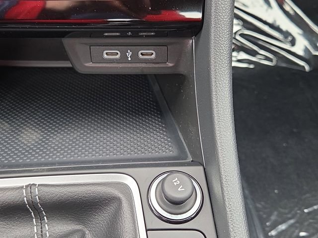 2026 Volkswagen Jetta Sport - Photo 8
