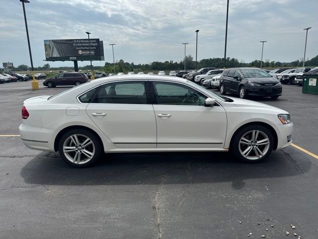Used 2015 Candy White Volkswagen 1.8T SE image 5