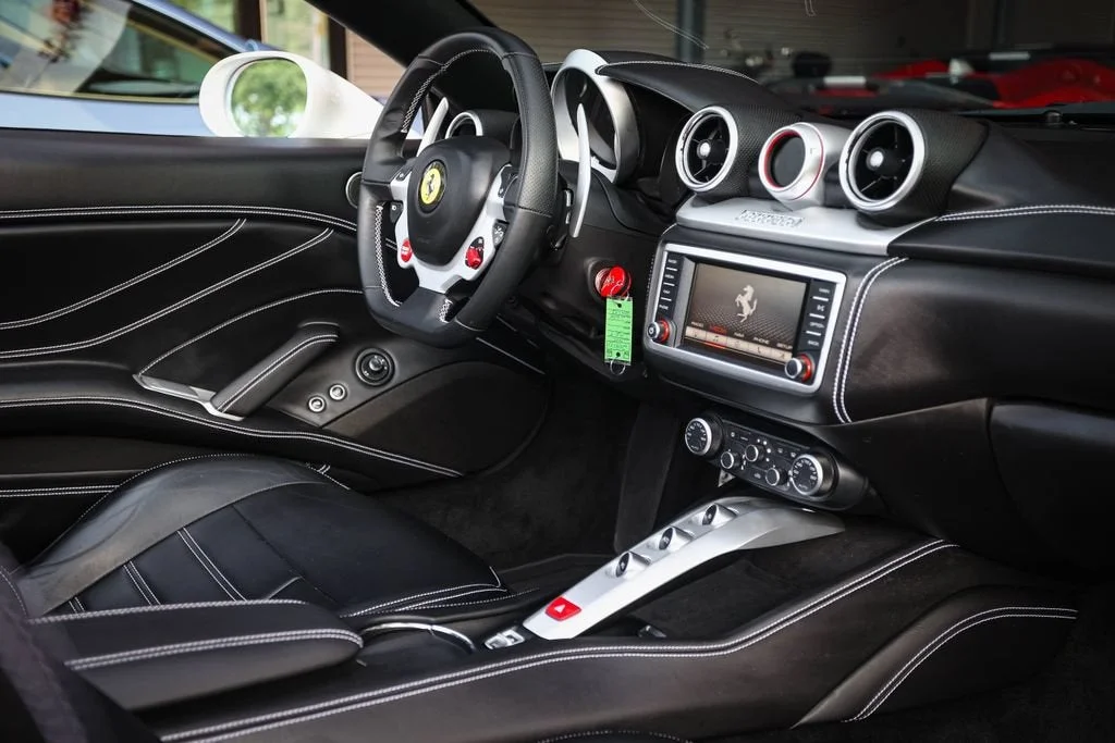 Used 2015 Bianco Avus Ferrari T image 50