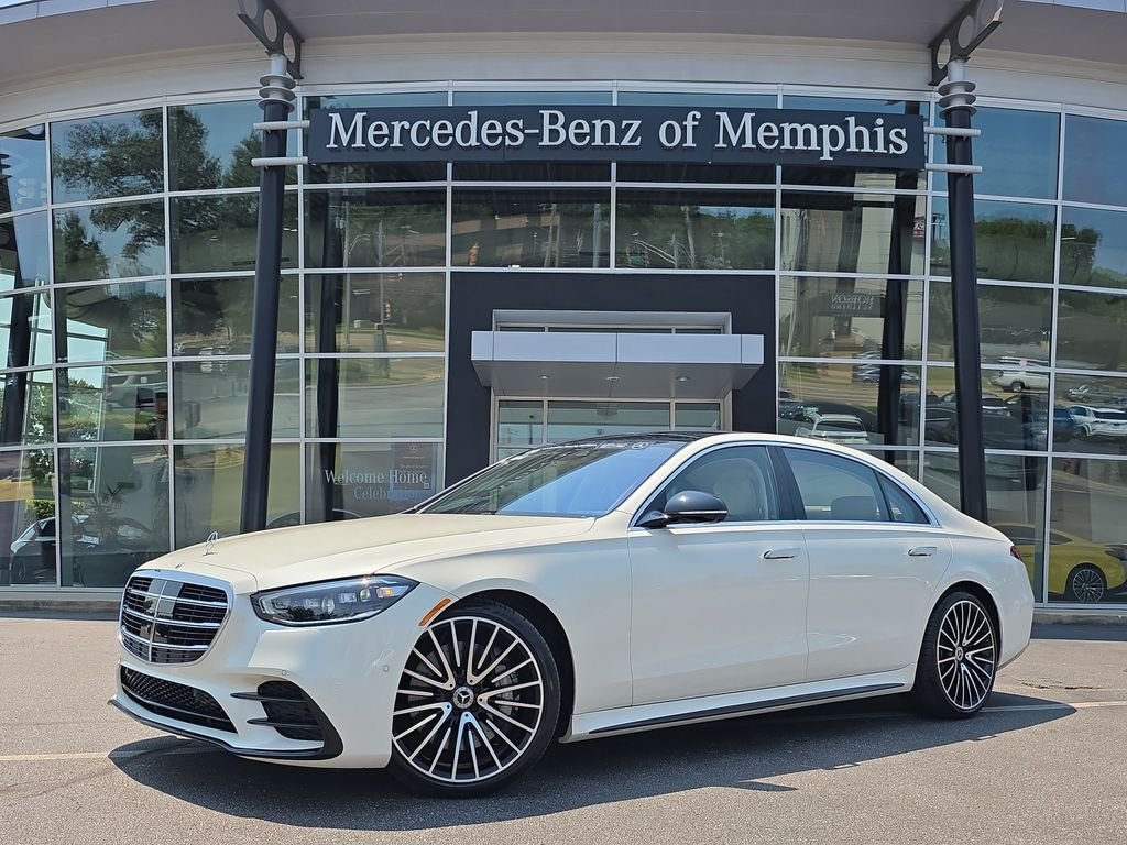 Certified Used 2022 White Mercedes-Benz S 580 image 1