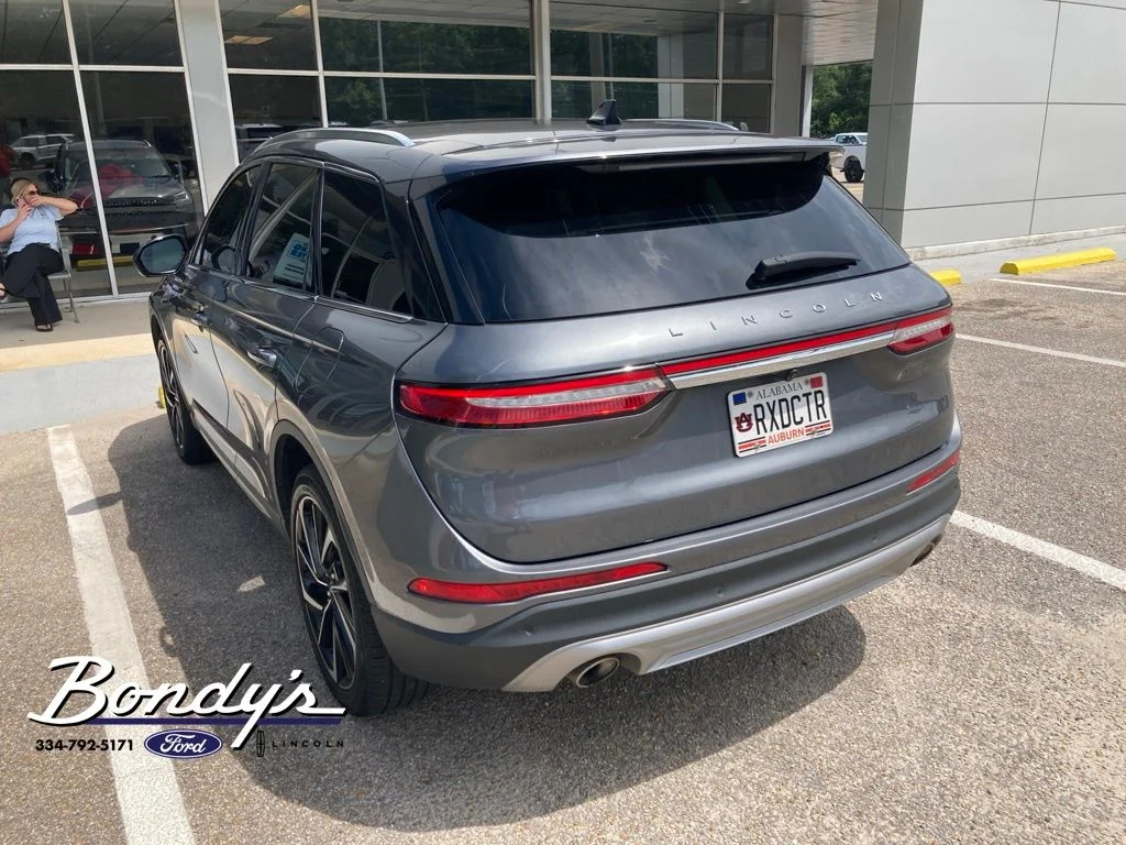 Used 2023 Gray Metallic Lincoln Reserve image 3