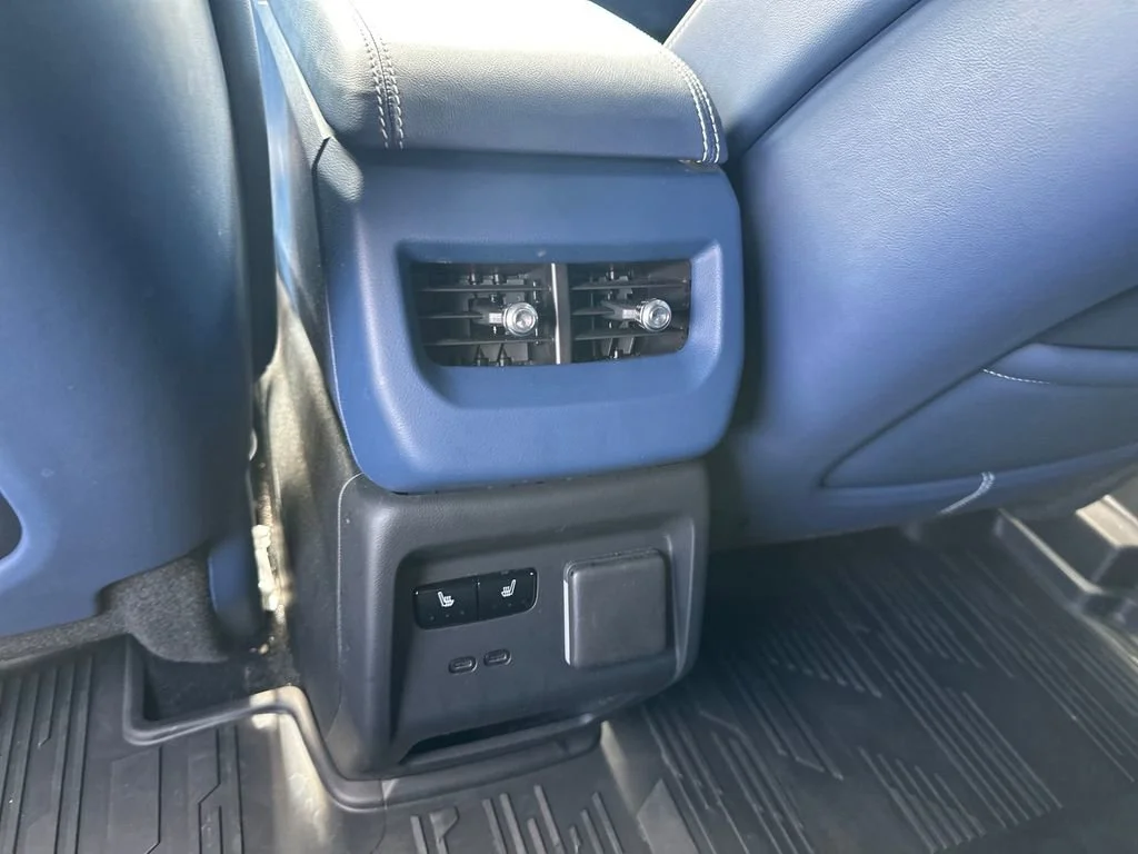 2025 Cadillac OPTIQ Luxury 2 - Photo 29