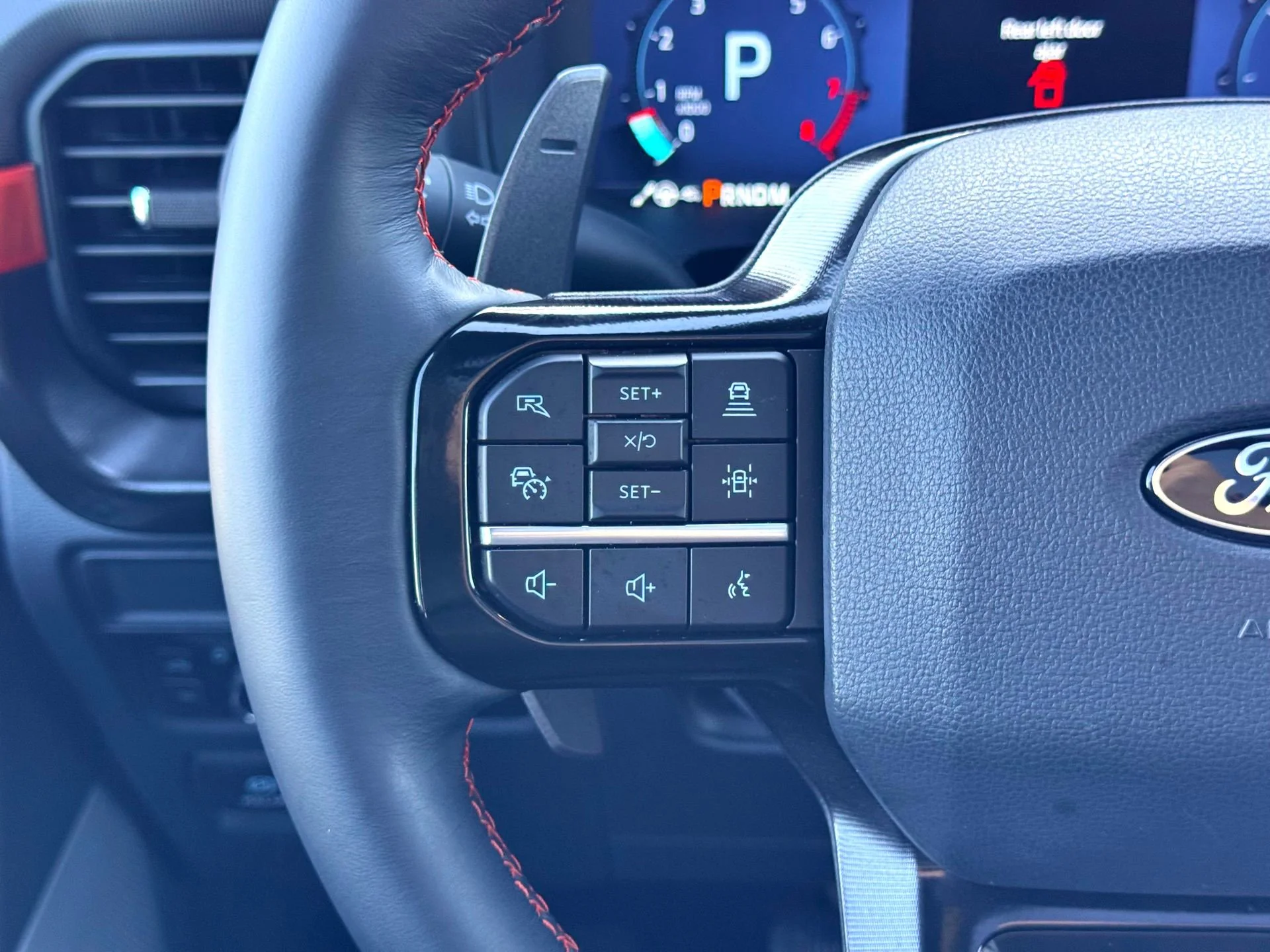 Used 2025 CARBONIZED GRAY Ford Raptor R image 26