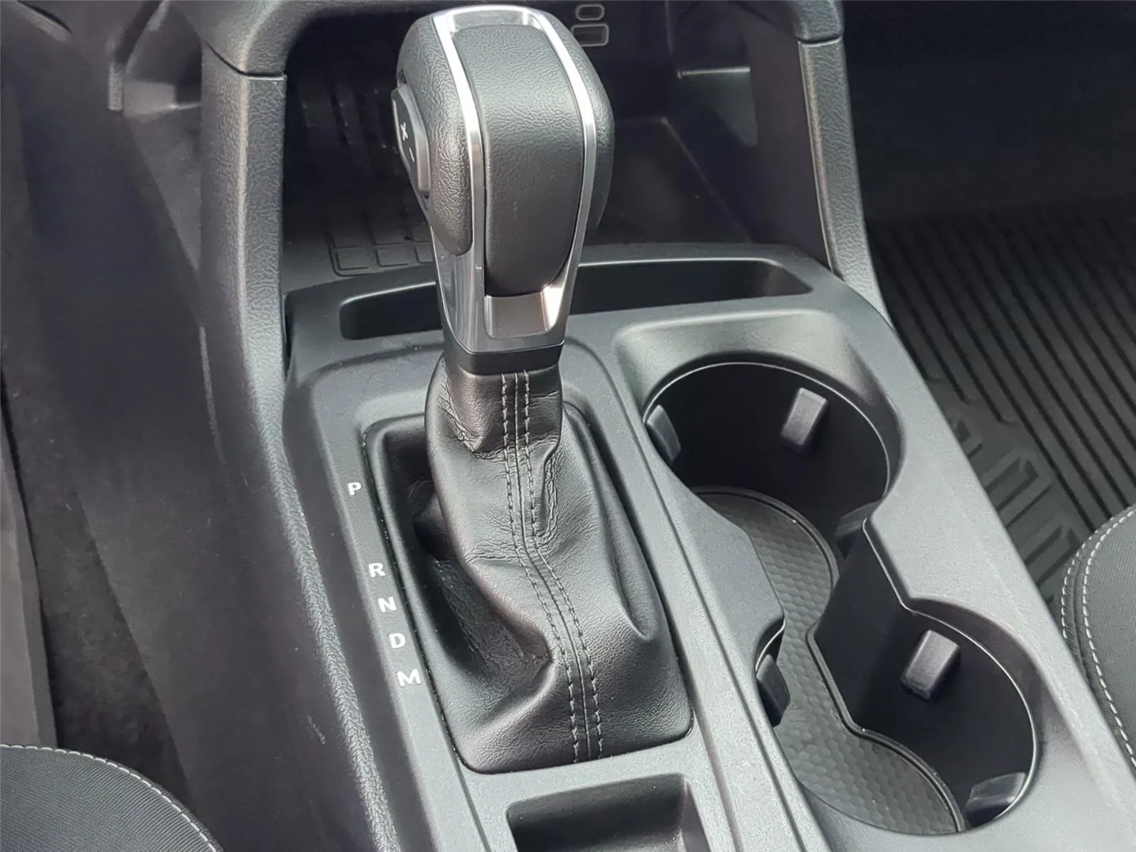 Used 2025 Shadow Black Ford XLT image 29