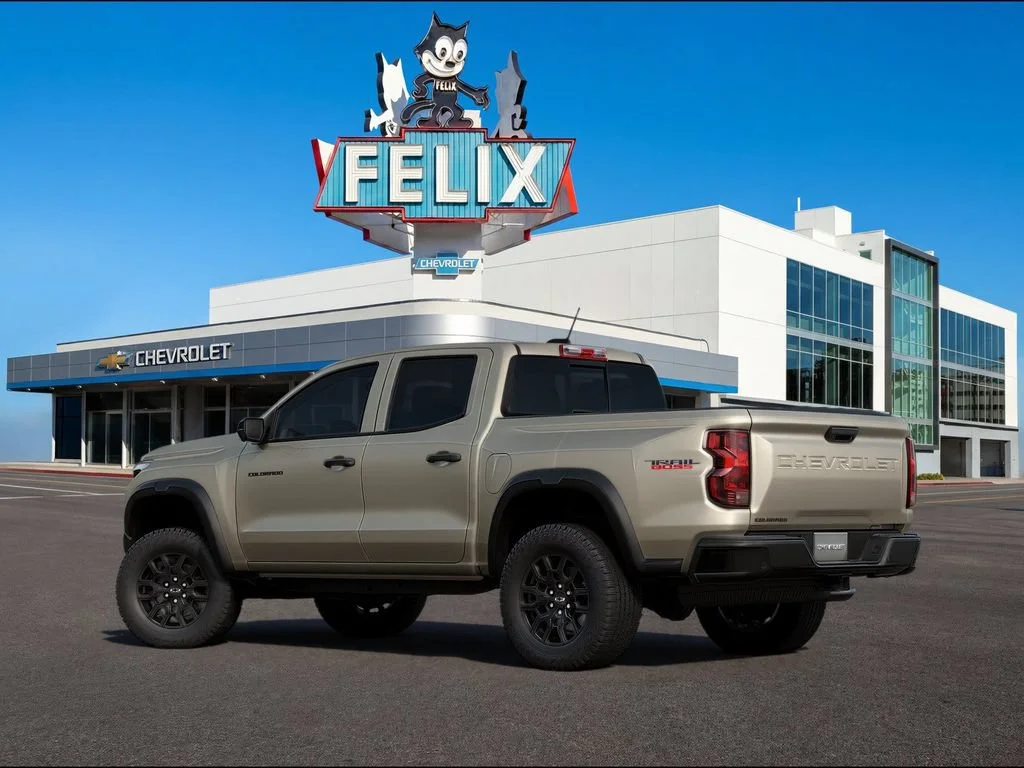 New 2026 White Sands Chevrolet Trail Boss image 2