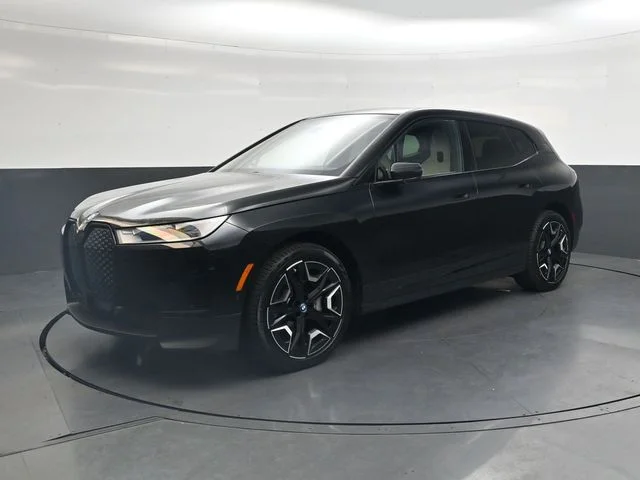 Used 2024 Black Sapphire Metallic BMW xDrive50 image 10